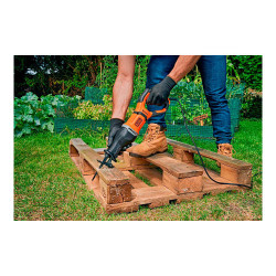 Sierra de sable 750w bes301-qs black+decker