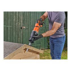 Sierra de sable 750w bes301-qs black+decker