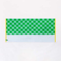 Toalla de playa 140x70cm cuadros verdes kids benetton