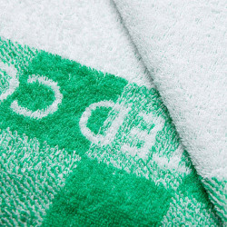 Toalla de playa 140x70cm cuadros verdes kids benetton