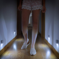 Piloto noche led con sensor movimiento, 2 unidades